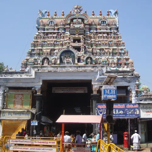 plan your trip to tirunelveli by our taxi